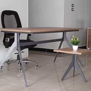 مكتب معدني سطج خشبي + طاولة