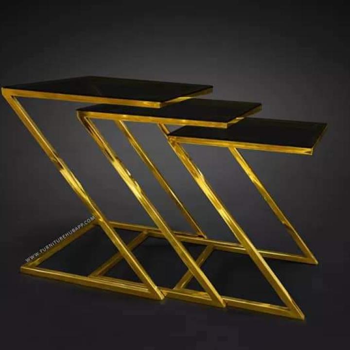 طاولات معدنية متعددة الاغراض